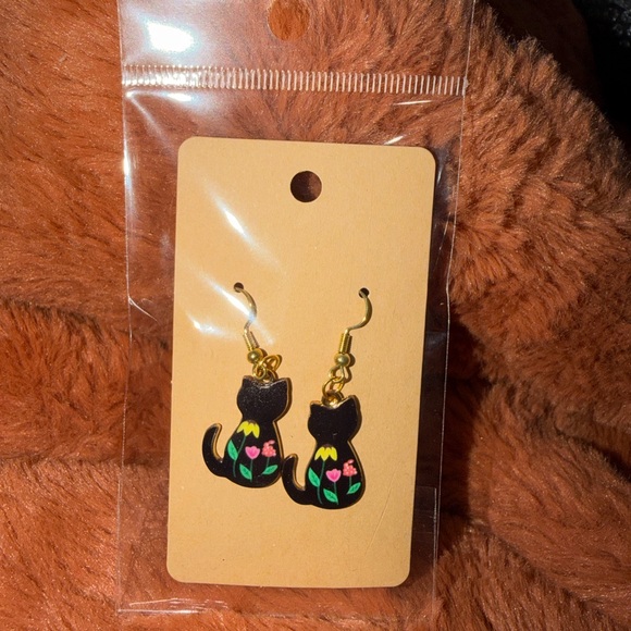 Handmade Black Cat Floral Dangle Earrings Cute Cat Jewelry - Picture 3 of 3